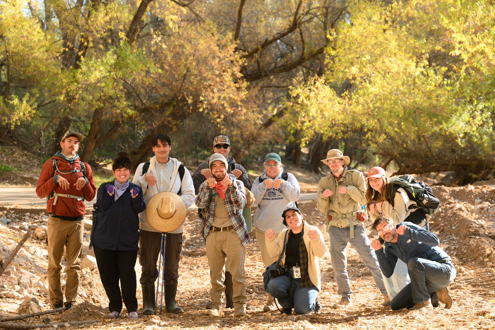 Image of volunteers on San Pedro River beaver survey
