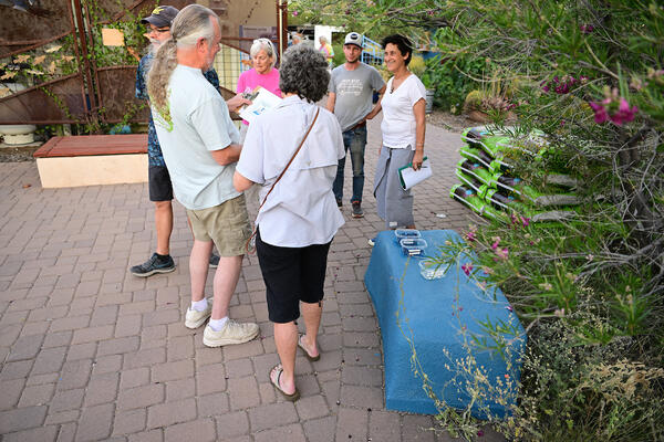 people engaging with activity 2023-living-lab-how-low-can-you-go